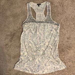 EXPRESS tank top with printed and grommet detail Size M